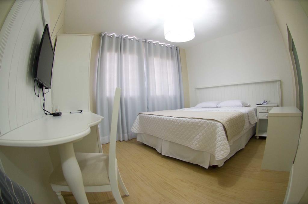 Hotel Oma Zita Forquilhinha Dış mekan fotoğraf